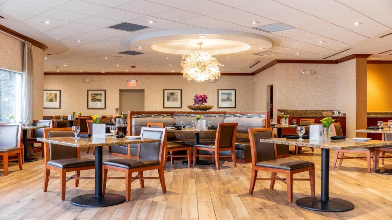 Holiday Inn Plainview-Long Island By Ihg Ngoại thất bức ảnh