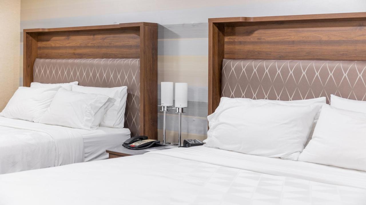 Holiday Inn Plainview-Long Island By Ihg Ngoại thất bức ảnh